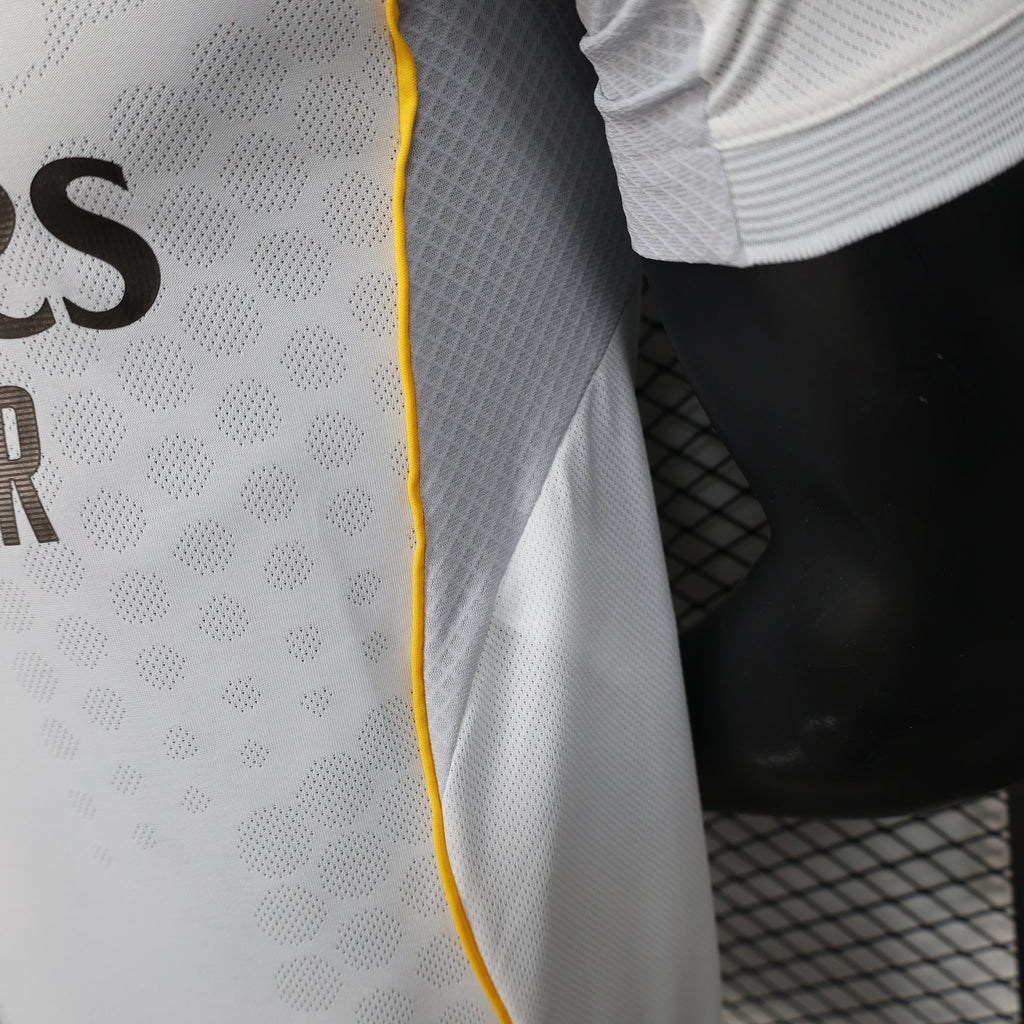 2025-26 Real Madrid Home Player Version Jersey - Men's